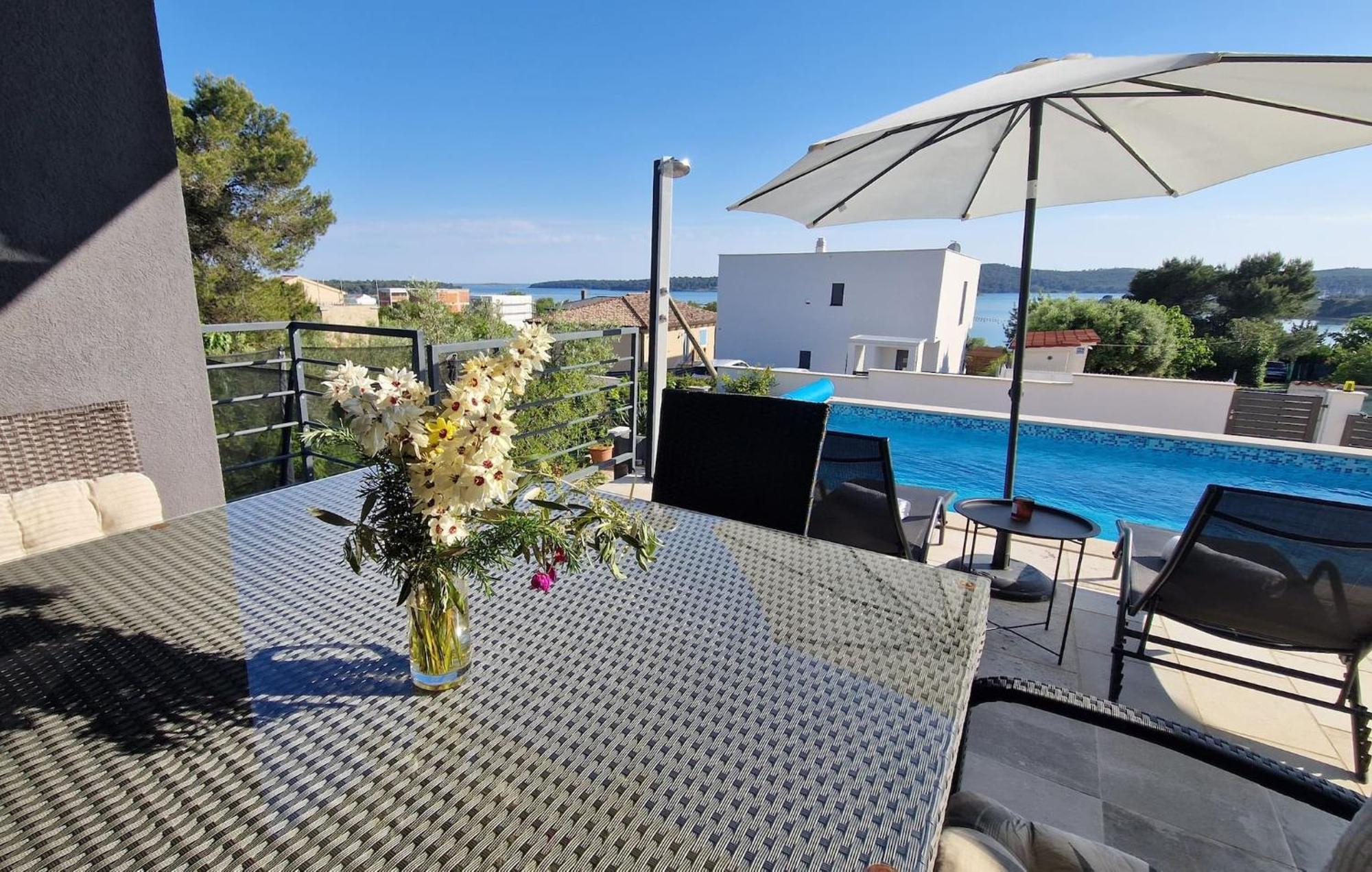 Villa Pura Vida With Sea View Pula Bagian luar foto