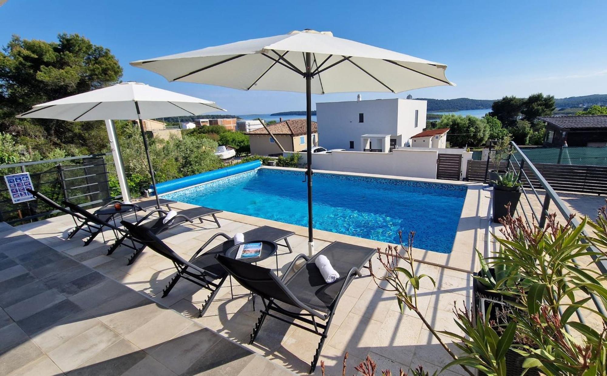 Villa Pura Vida With Sea View Pula Bagian luar foto